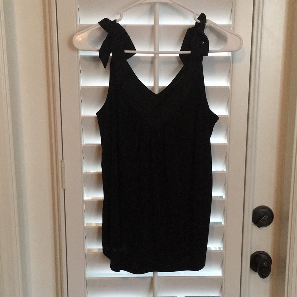 NWOT Black V neck Cut tank with tie shoulders
